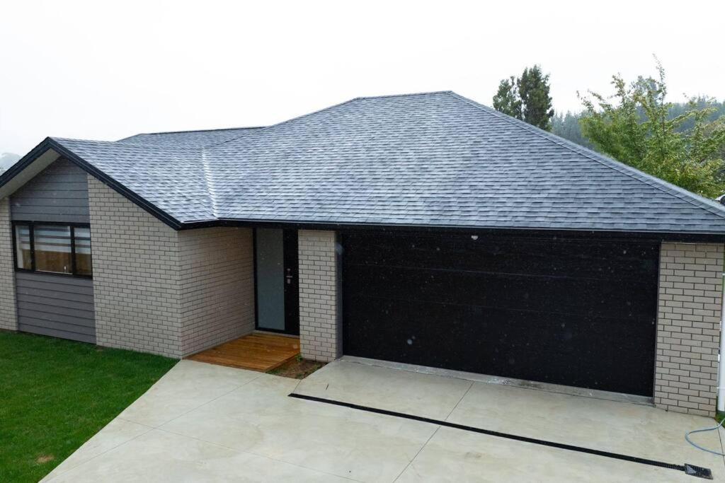 Rotorua Sunshine Brand New 4 Bedroom House Exteriör bild
