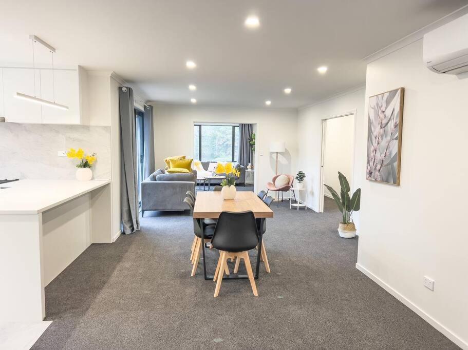 Rotorua Sunshine Brand New 4 Bedroom House Exteriör bild