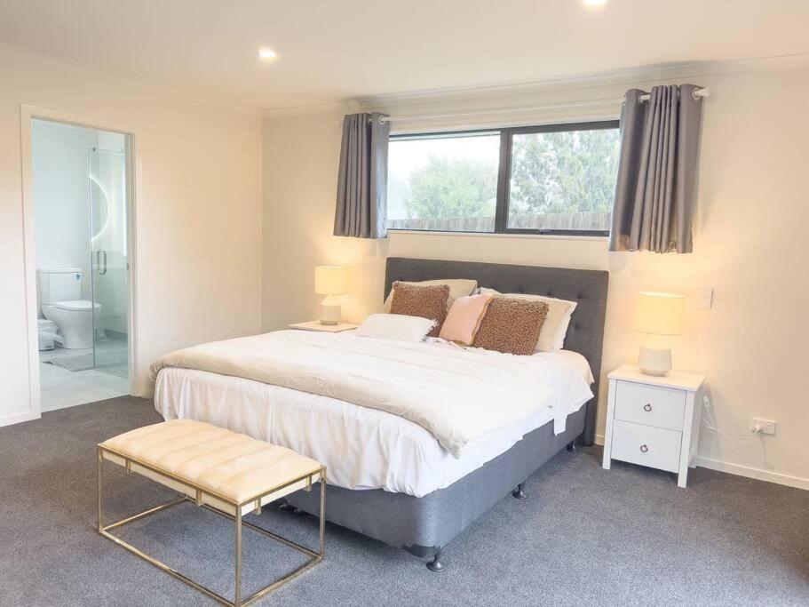 Rotorua Sunshine Brand New 4 Bedroom House Exteriör bild