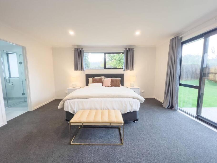 Rotorua Sunshine Brand New 4 Bedroom House Exteriör bild